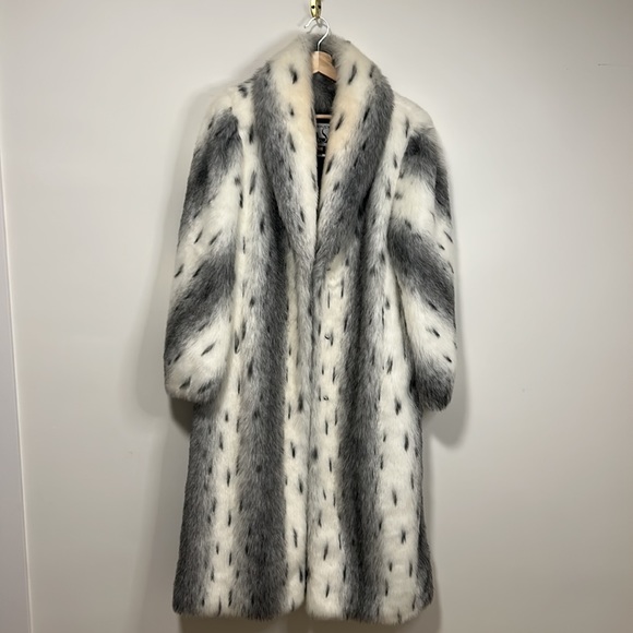 Jackets & Blazers - Womens Winter Faux Fur